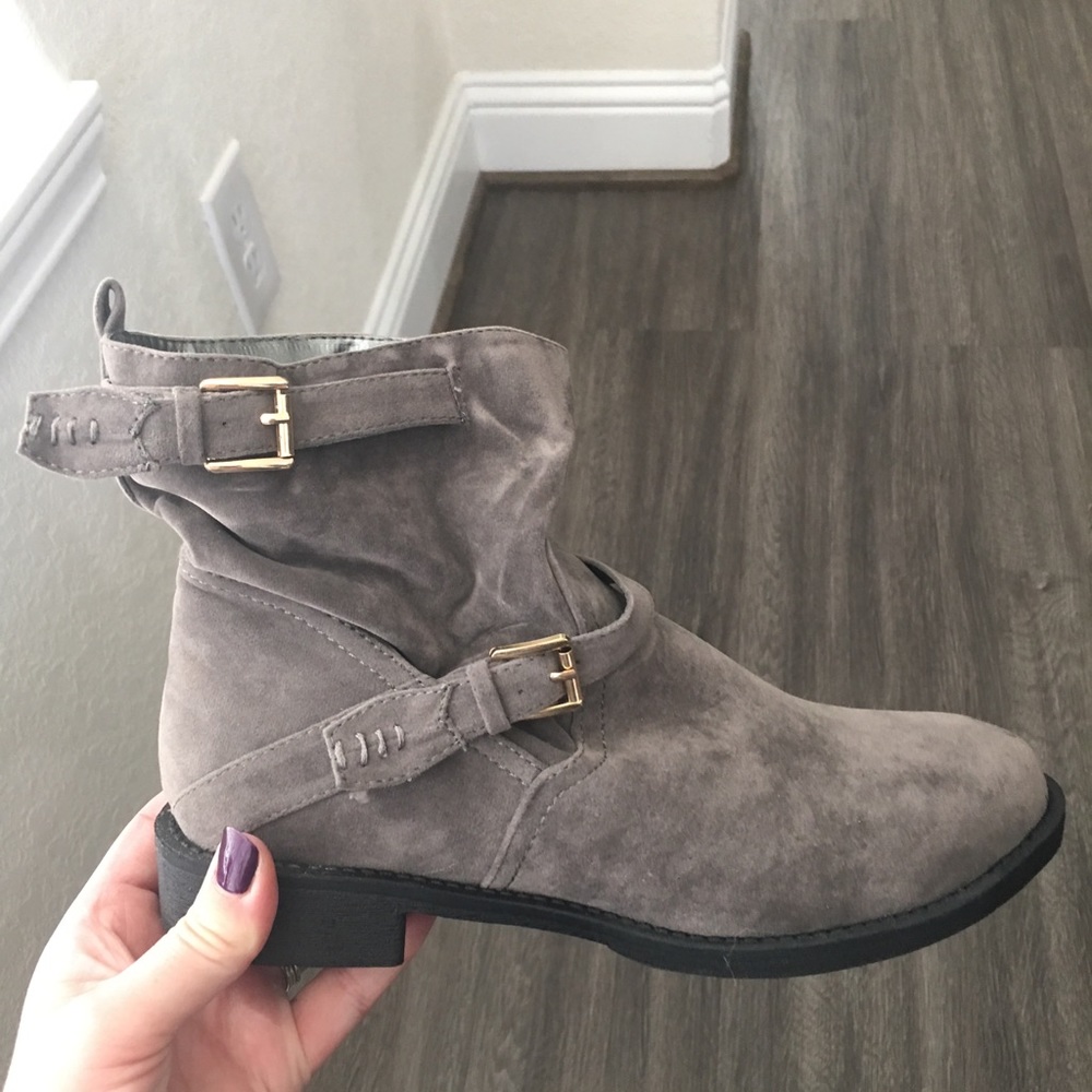 Bootie - Picture 4 of 6